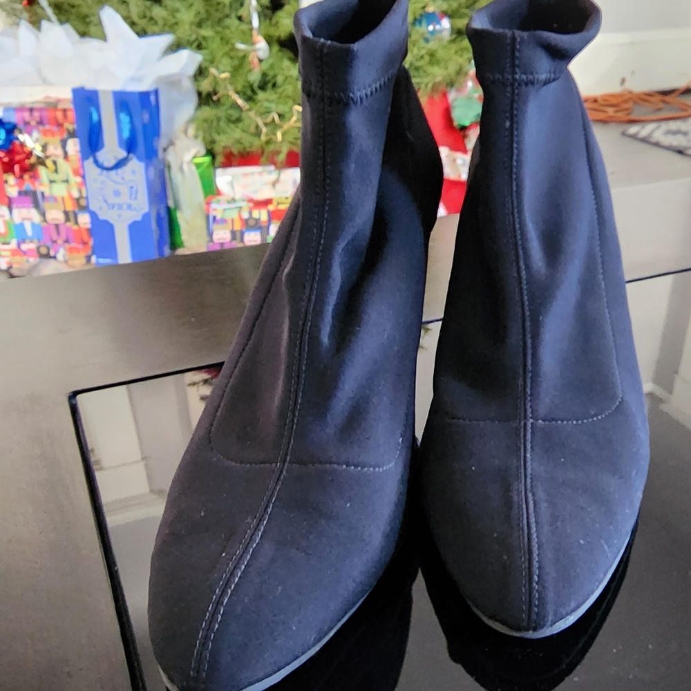 Ferragamo Neoprene booties